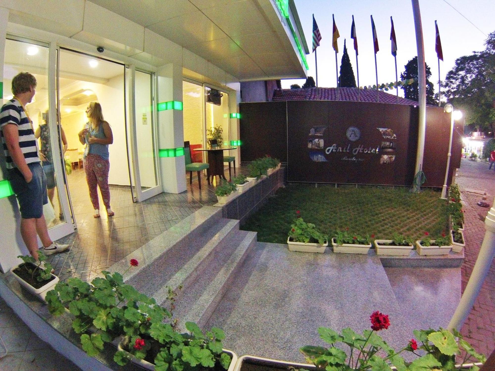 โรงแรมอานิล แบร์กามา ภายนอก รูปภาพ